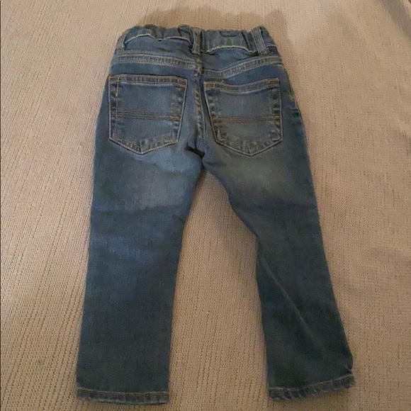 Osh Kosh toddler jeans - Picture 2 of 2